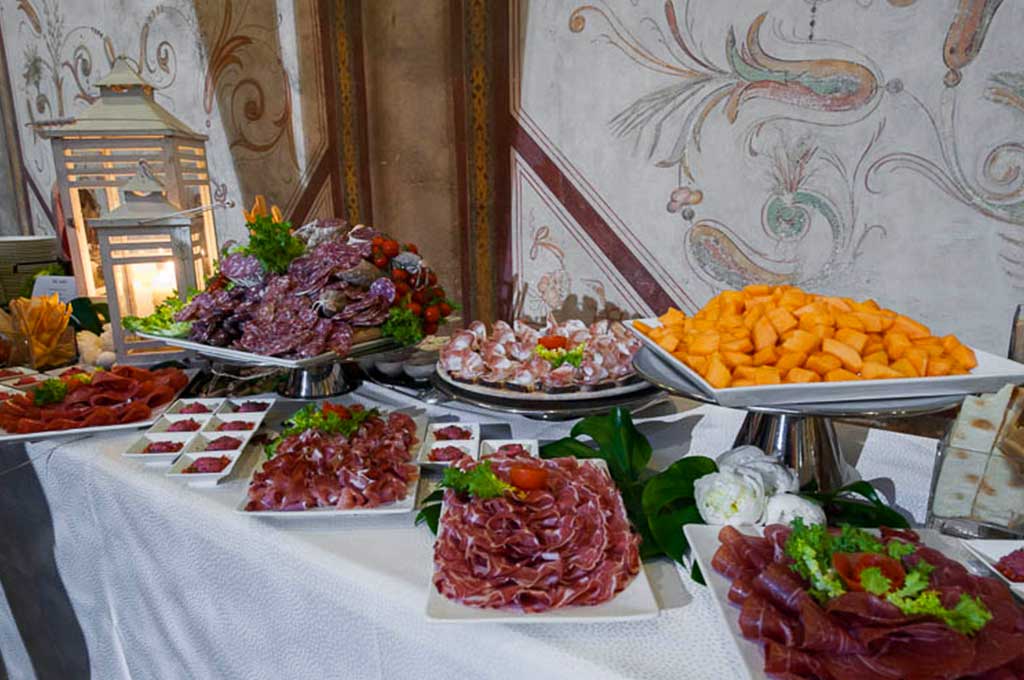Eventi aziendali buffet Villa Gaia Gandini